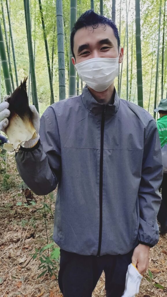 収穫を終えてヘトヘトなサカス編集長