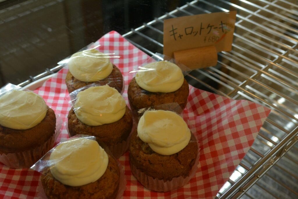 自家製キャロットケーキ