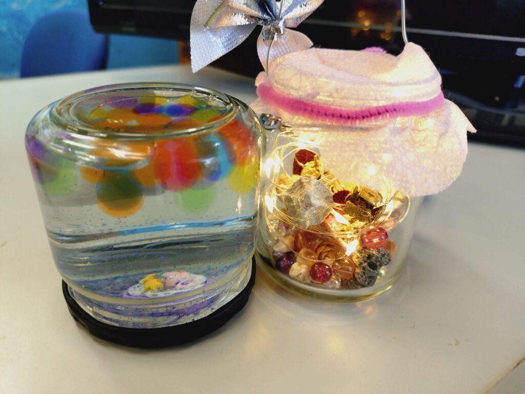 スノードームとランタン